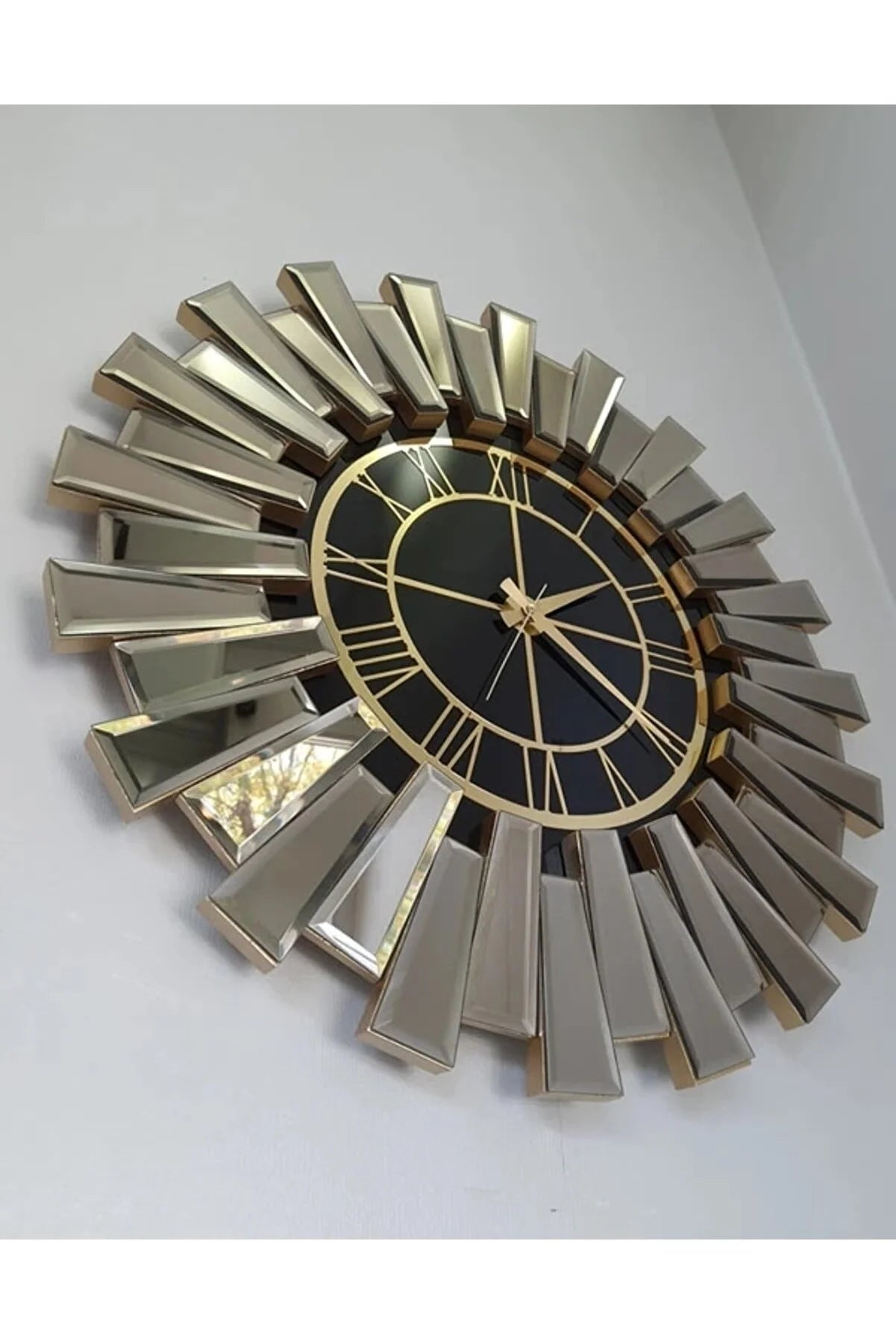 Diamond Spiegeluhr silber gold auf schwarzem Spiegel 75cm