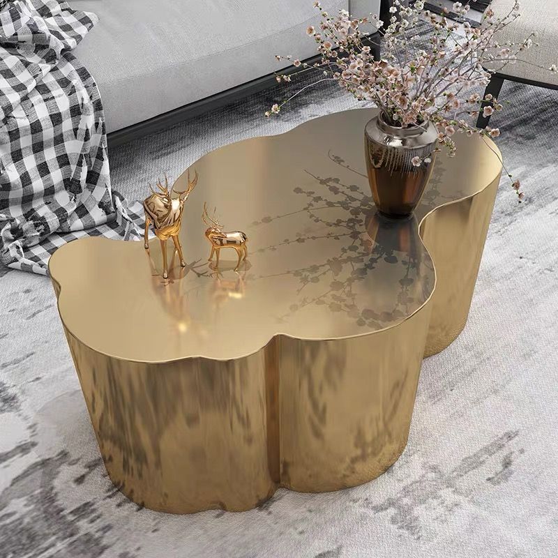 Moderner goldener Edelstahl-Couchtisch, großer Akzenttisch im Cloud-Modedesign für Wohnzimmer und Schlafzimmer