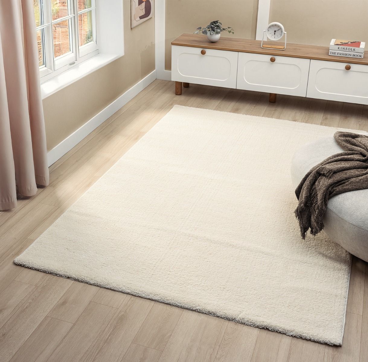 Teppich Asta weicher Hochflor aus harmonischem Design 20 mm Höhe 160 x 230 cm 200x290 cm weiß