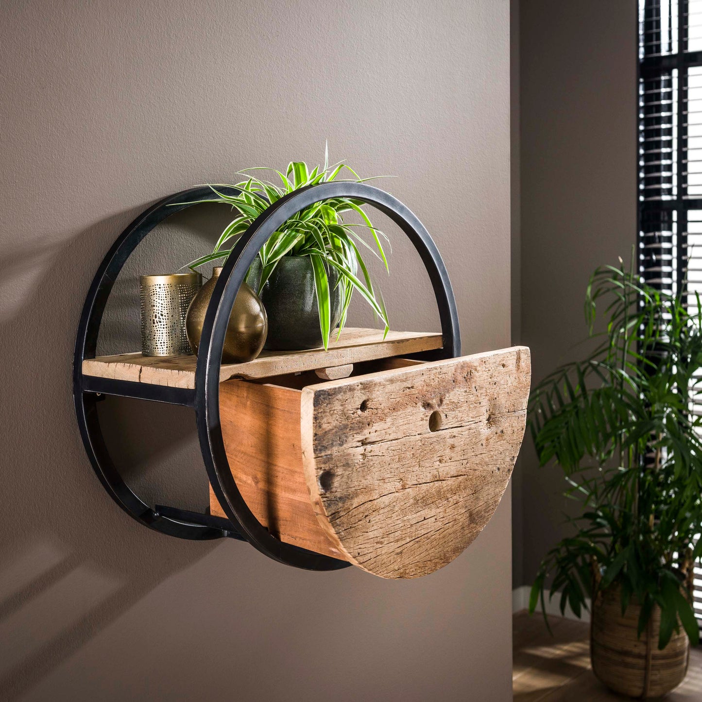 Wandregal CIRCULAR RUSTICO Rundes Upcycling-Regal aus Hartholz mit Schublade Ø 50 cm