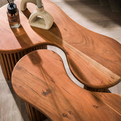 Couchtisch-Set KODA ORGANIC 2-teiliges Ensemble aus Akazie im Rillen-Design