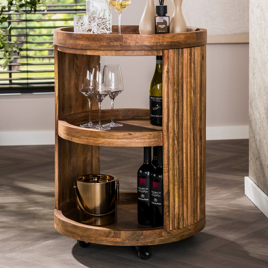 Servierwagen & Weintrolley WAVE ELEGANCE Runder Barwagen aus Mangoholz mit Lamellen-Design