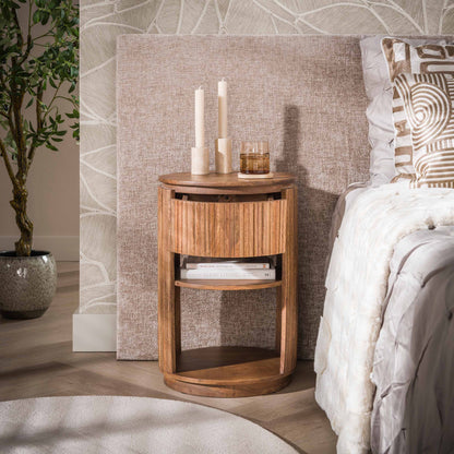 Nachttisch WAVE Runder Massivholz-Nachttisch aus Mangoholz mit Wellenmuster und Schublade