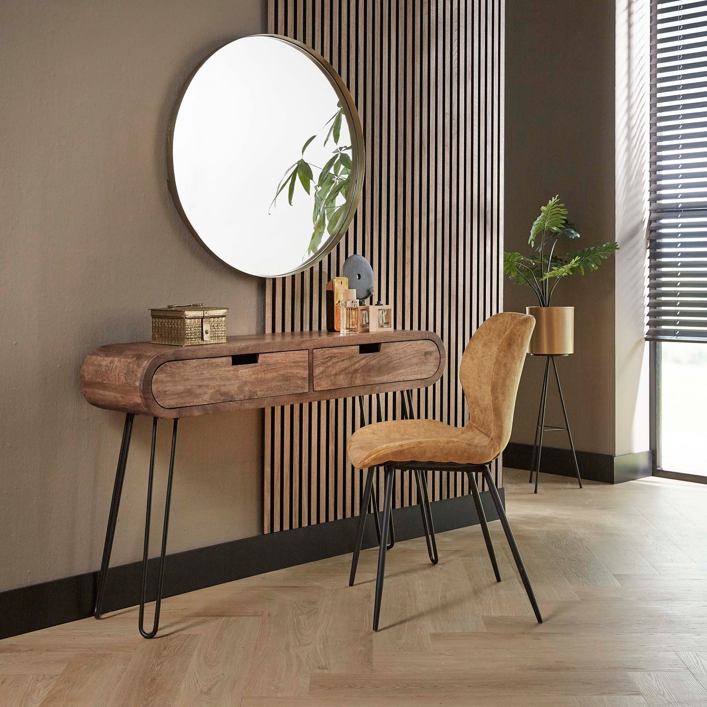 Konsolen- & Schminktisch BARREL RETRO Ovale Flurkonsole aus Mangoholz mit Hairpin-Beinen