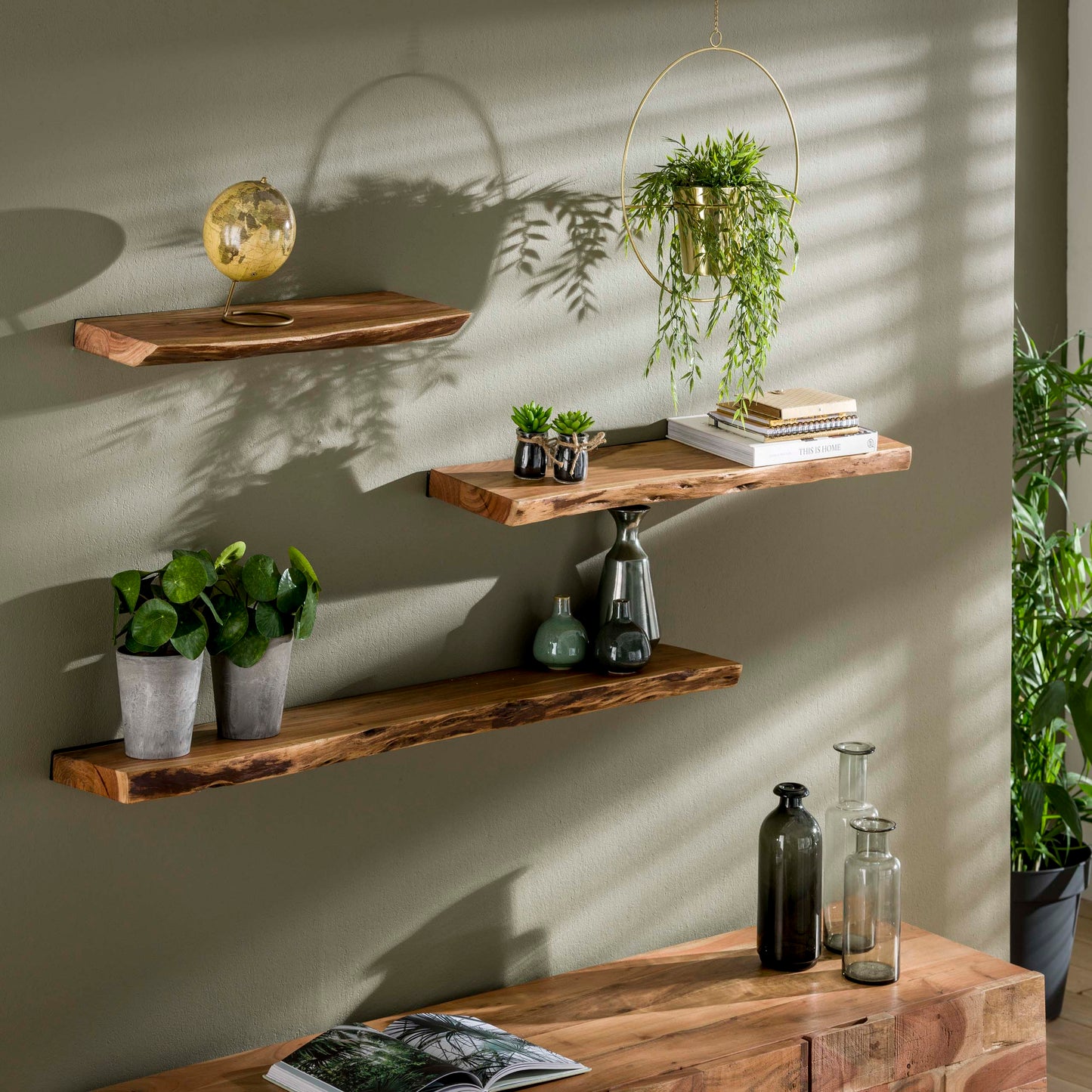 Wandregal EDGE NATURE Schwebendes Massivholz-Regal mit echter Baumkante 60 cm
