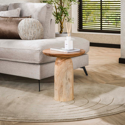 Beistelltisch RIVER SOLID Skulpturaler Massivholz-Tisch aus Akazie in organischer Form 46 cm
