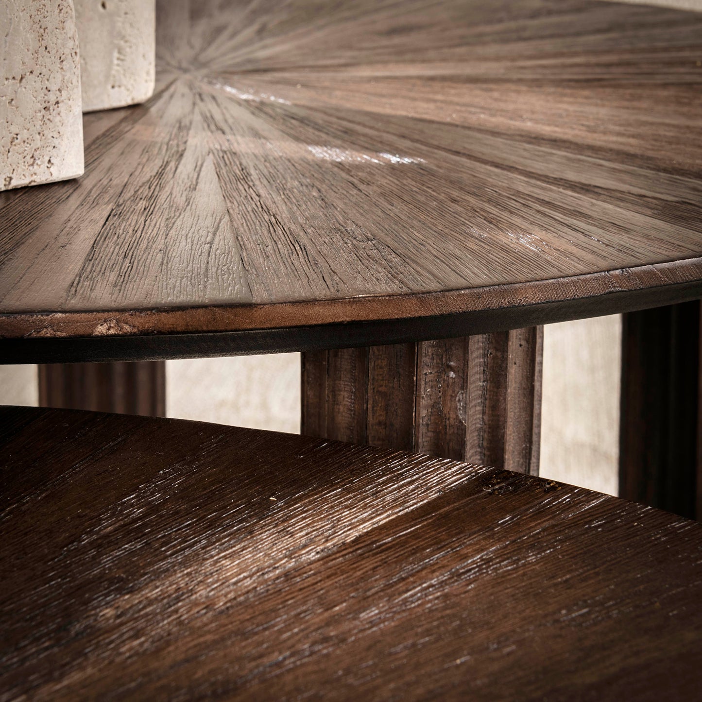 Couchtisch-Set FLAVIO TRAINGOLO  Dreieckige Satztische im Mid-Century Design