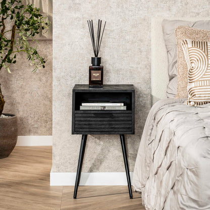 Nachttisch MARINA BLACK Moderne Nachtkonsole aus massivem Mangoholz im All-Black-Look 35 cm