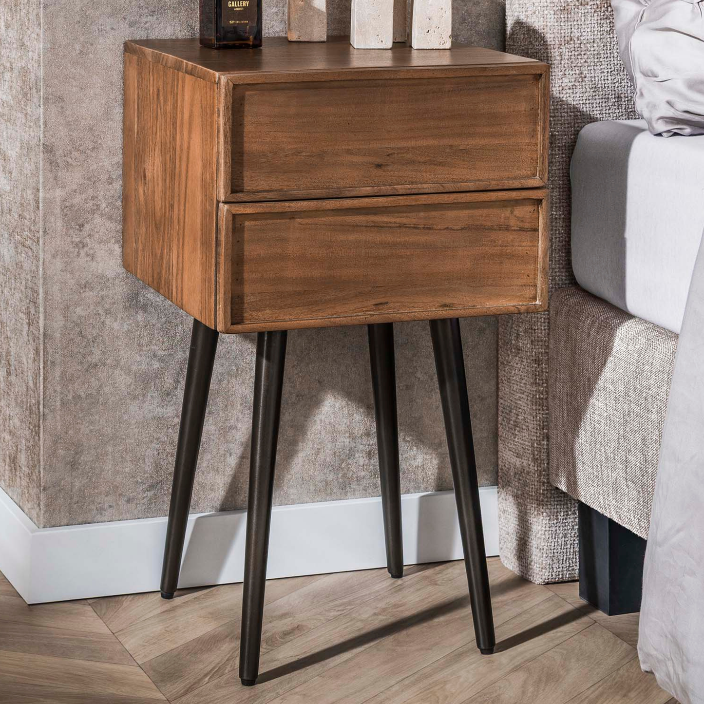 Nachttisch FRAME DRIFTWOOD Massivholz-Konsole mit 2 Schubladen & Bronze-Gestell 61 cm
