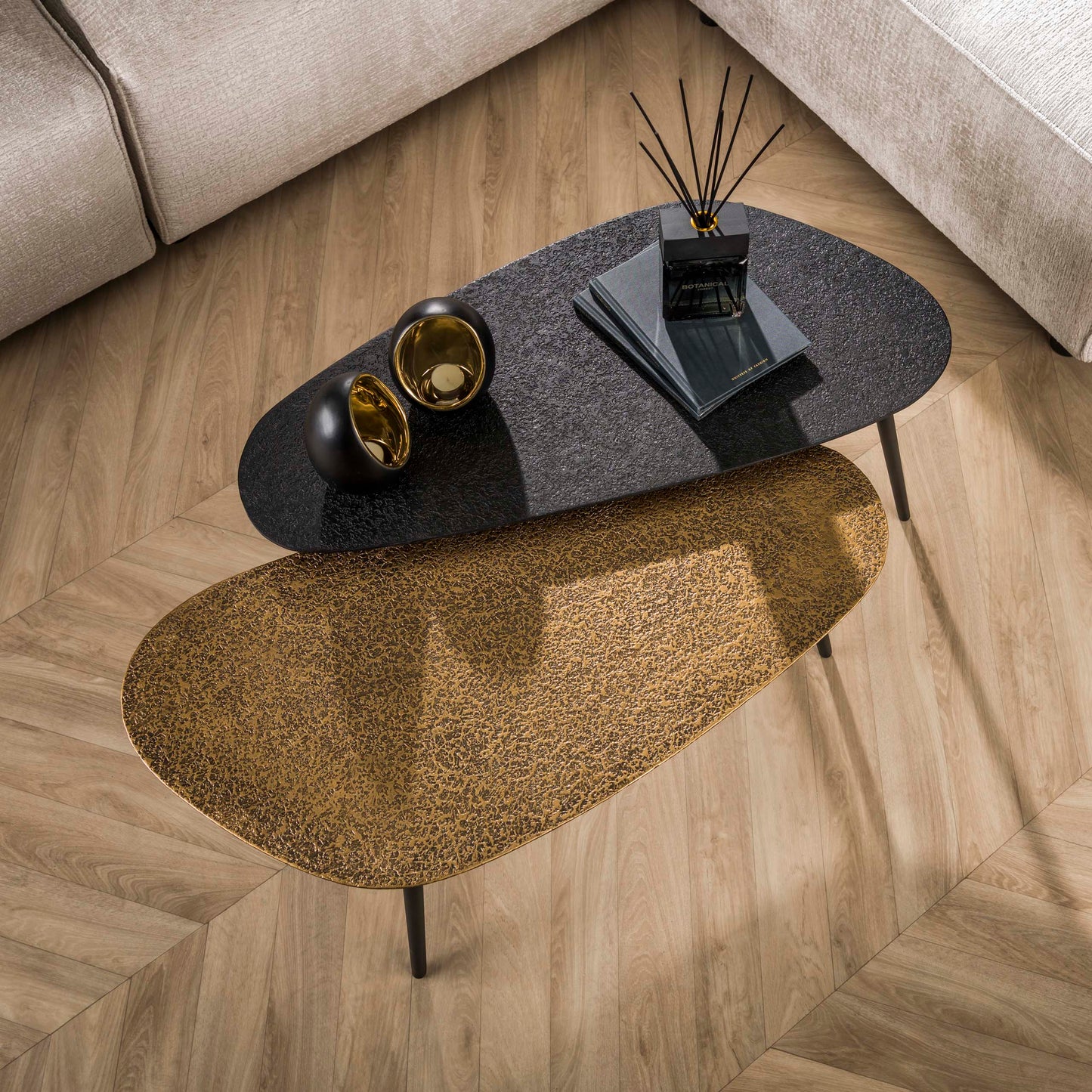 Couchtisch-Set METALLICO CURVO Nierenförmige Satztische im Bicolor-Metallic-Look