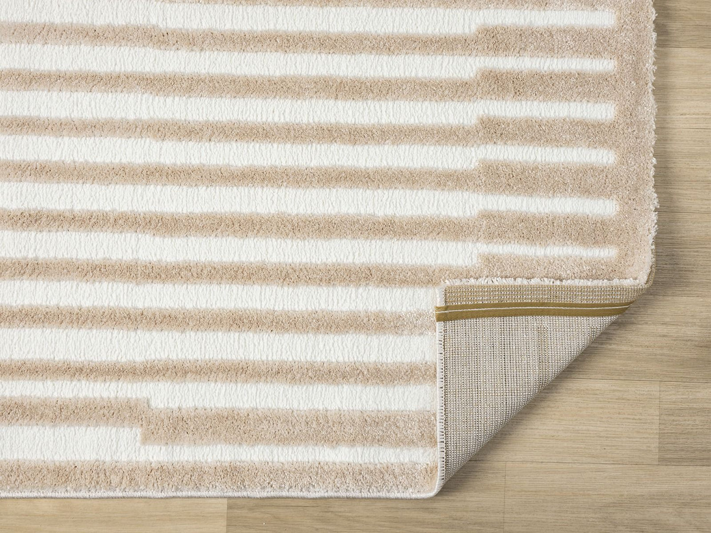Teppich Nova rechteckig klare Linienführung 13 mm Höhe 160 x 230 cm 200x290 cm creme
