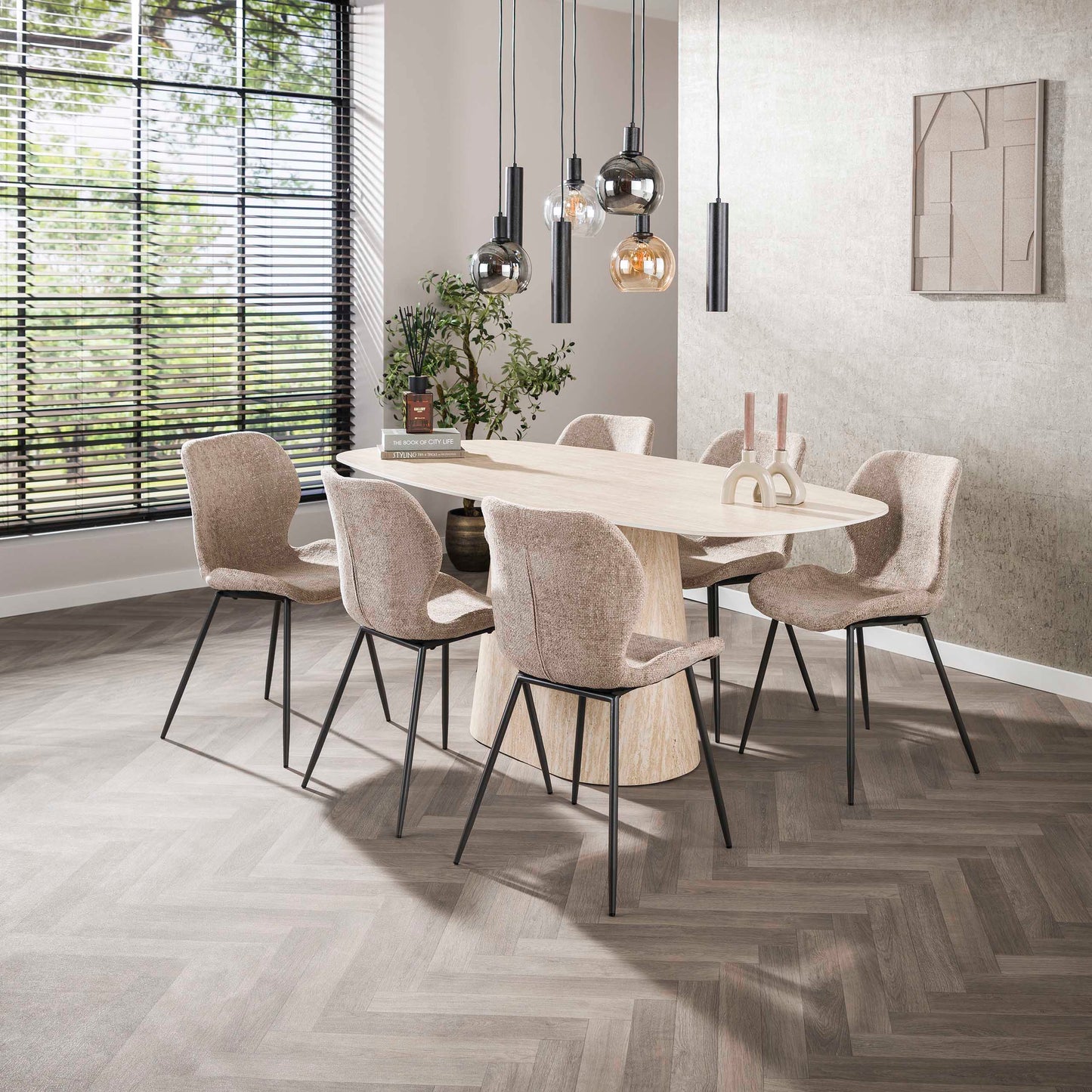 Esstisch CENTRO TRAVERTINO Dänisch-Ovaler Keramiktisch im Monolith-Design