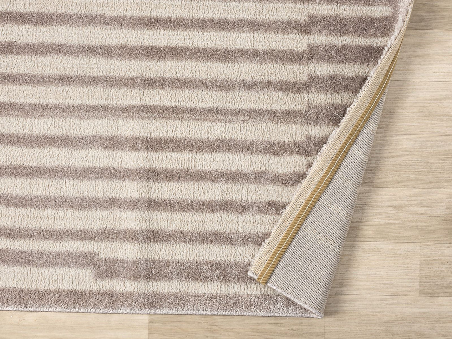 Teppich Nova rechteckig klare Linienführung 13 mm Höhe 160 x 230 cm 200x290 cm beige