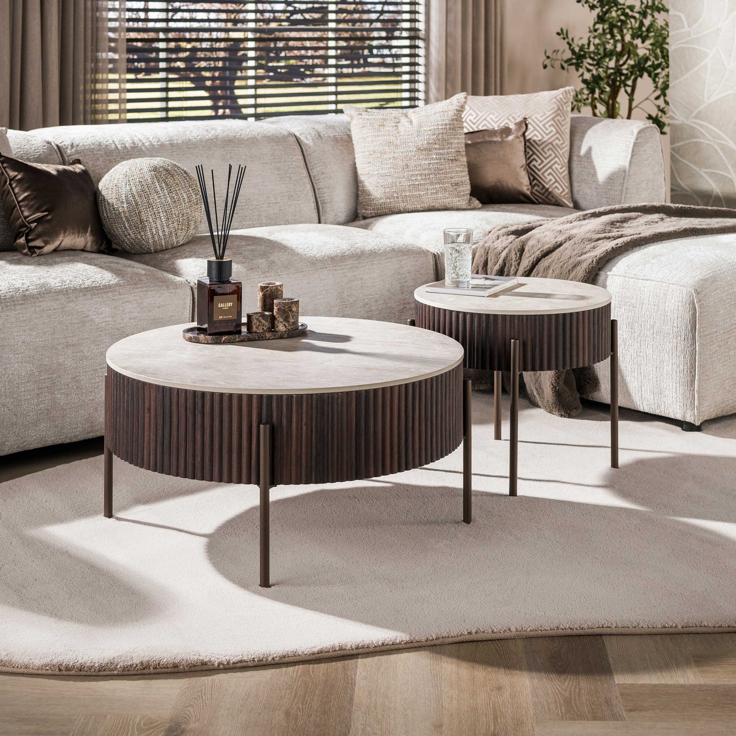 Couchtisch-Set CERAMO 2-teiliges Rundtisch-Set mit 3D-Keramikplatte & Wellen-Dekor 80 cm