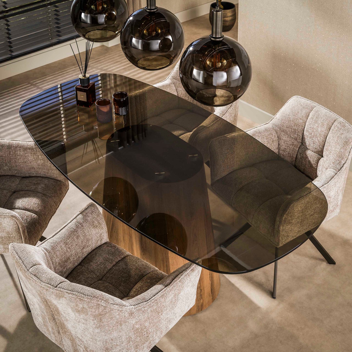 Esstisch TINTO CENTRO Dänisch-Ovaler Säulentisch mit Rauchglas & Eichenoptik 180 cm