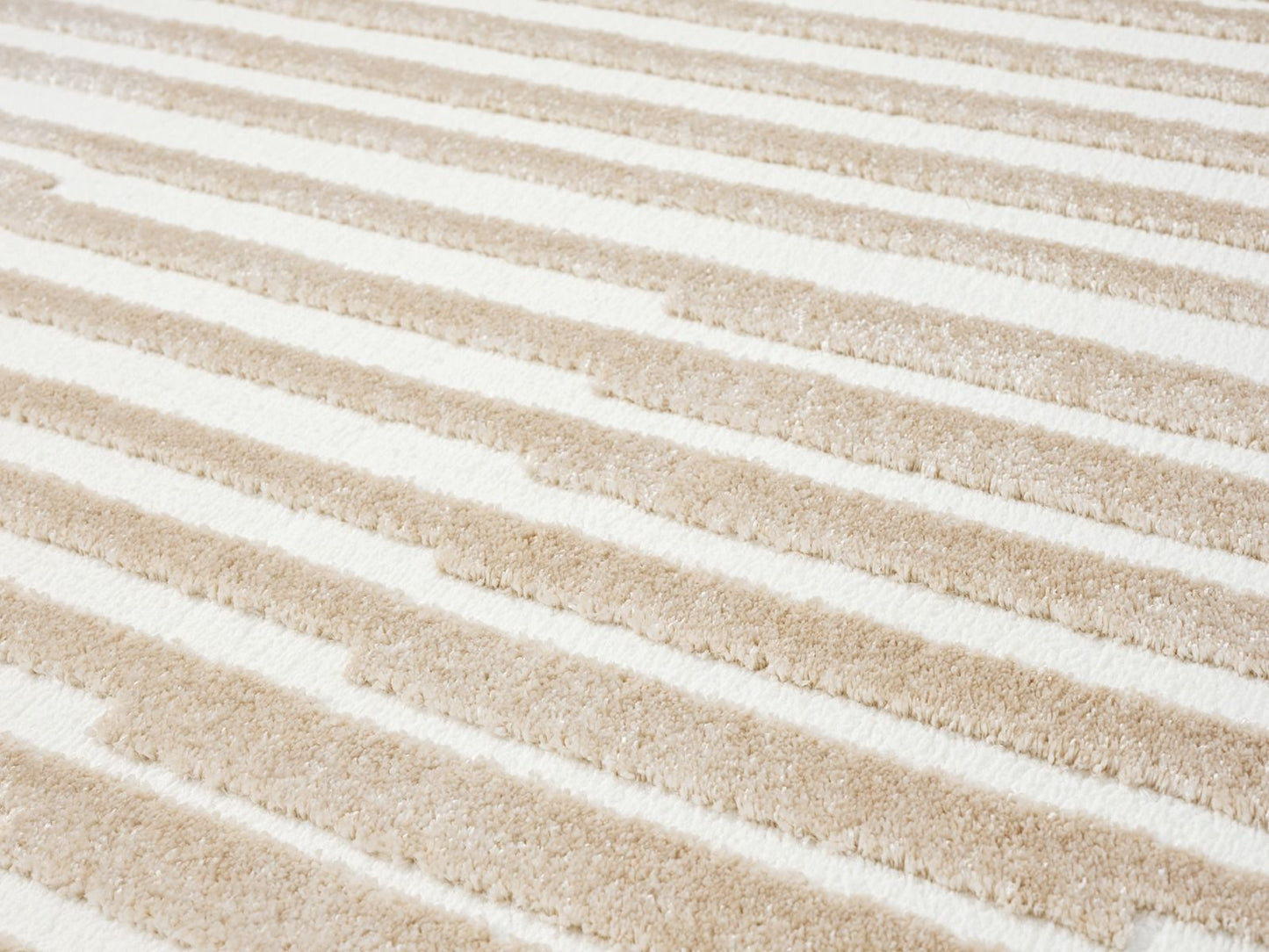 Teppich Nova rechteckig klare Linienführung 13 mm Höhe 160 x 230 cm 200x290 cm creme