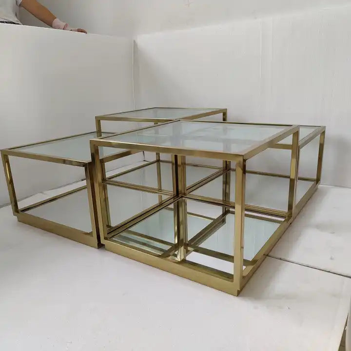 Couchtische 4er Set mit einzigartigen Spiegelboden vergoldete Edelstahlbeine