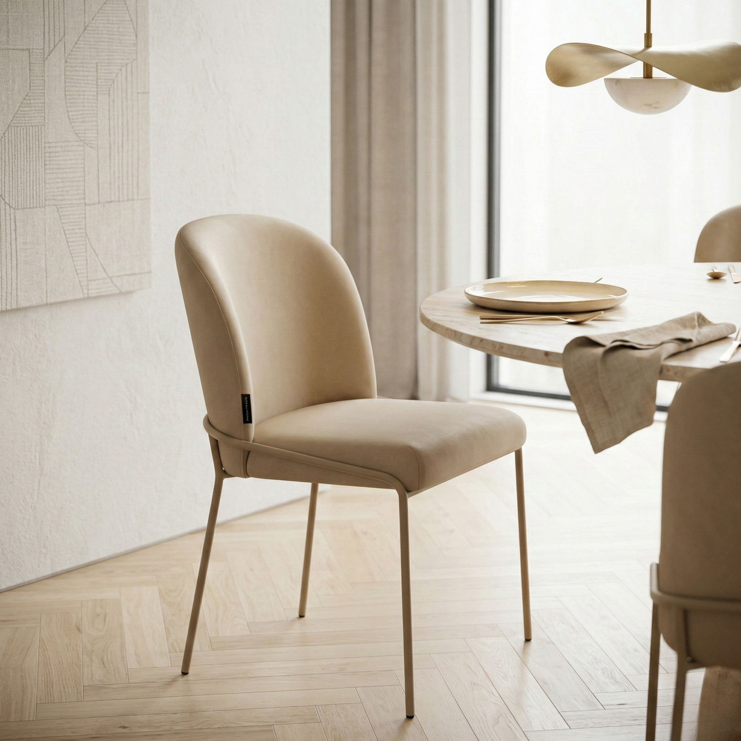 Esszimmerstuhl SALVE VELLUTO Eleganter Samtstuhl in Monochrom-Beige