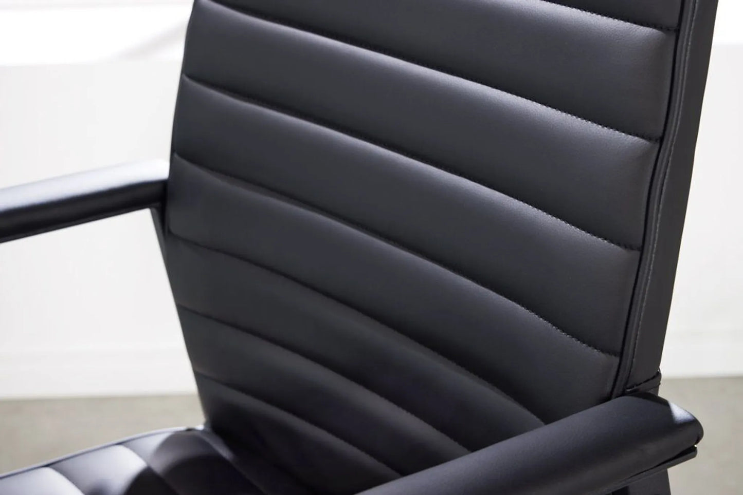 Ergonomischer Bürostuhl mit verstellbarer Kopfstütze & Lendenwirbelstütze – Komfort für lange Arbeitstage