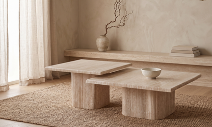 Couchtisch Alviano Travertin Tischplatte mit edlen Tischbeinen im Säulenstil 90cm beige