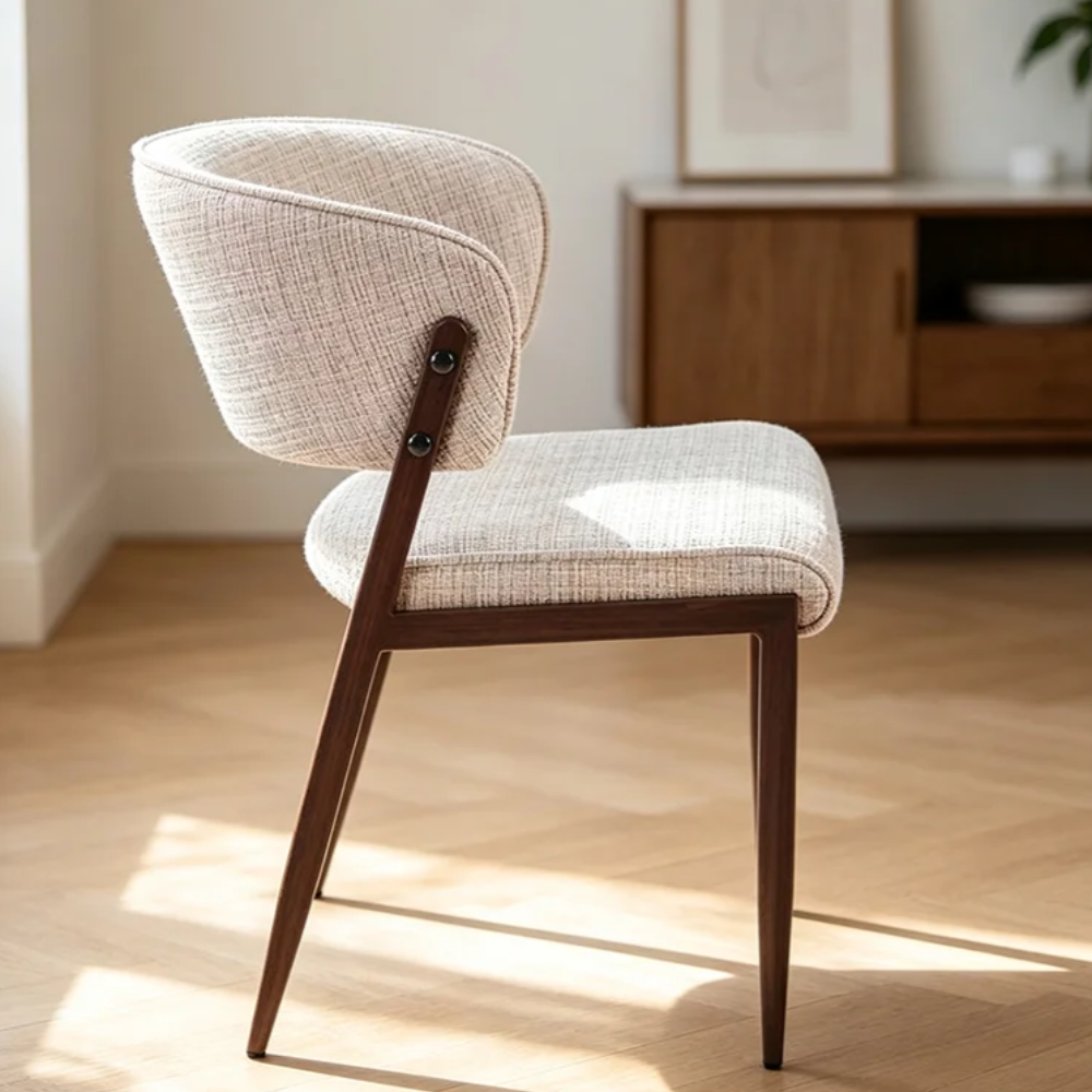 Esszimmerstuhl NOA Eleganter Polsterstuhl mit geschwungener Rückenlehne Taupe